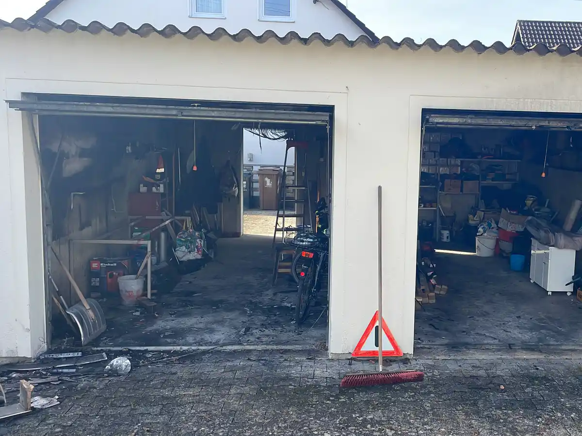 Brandschaden Garage in Augsburg – Sanierung nach rechtzeitig gelöschtem Feuer mit minimalem Schaden