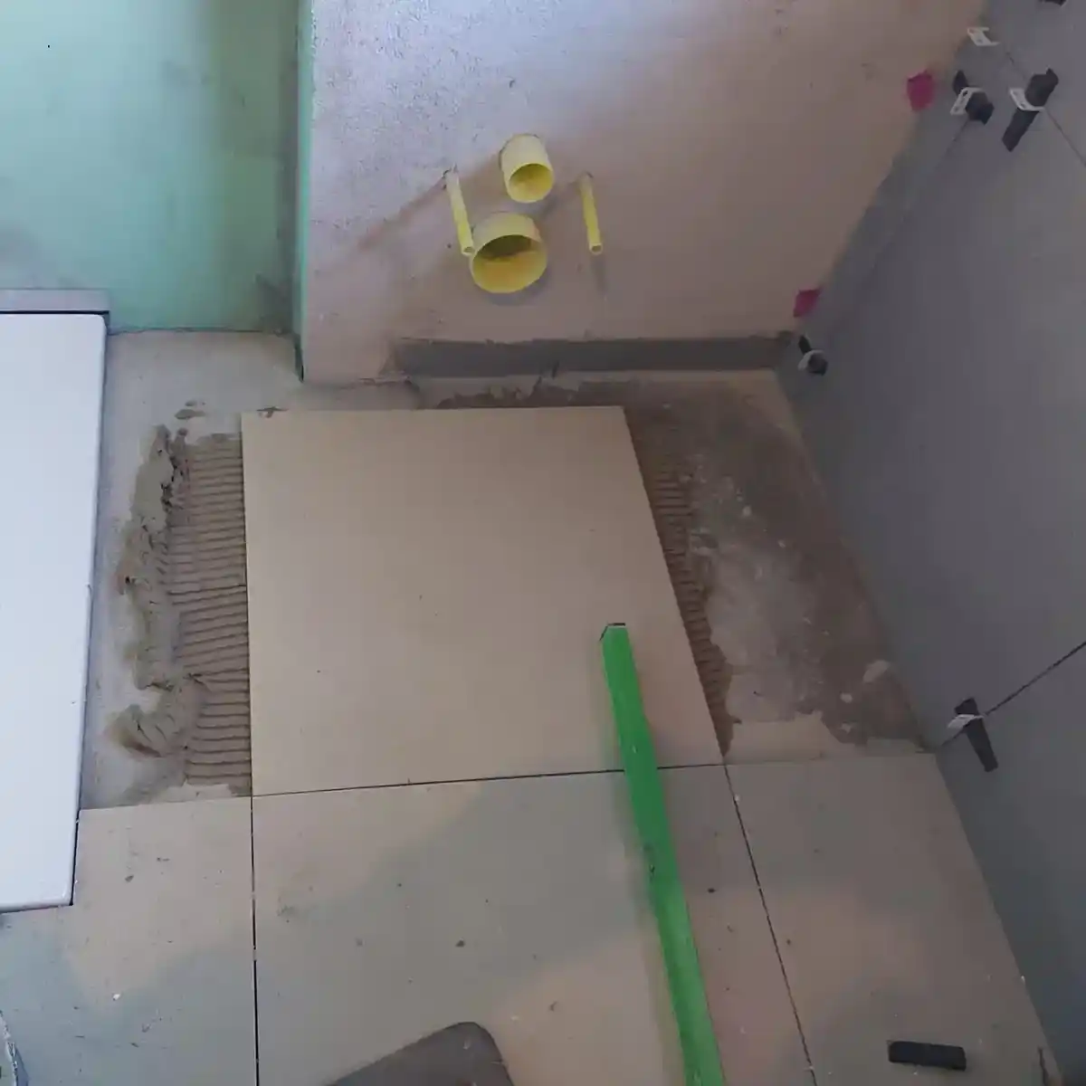 Instandsetzung Wasserschaden München Wiederherstellung Boden Wand Decke